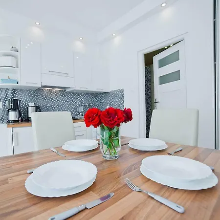 Bolesława Chrobrego 34 *